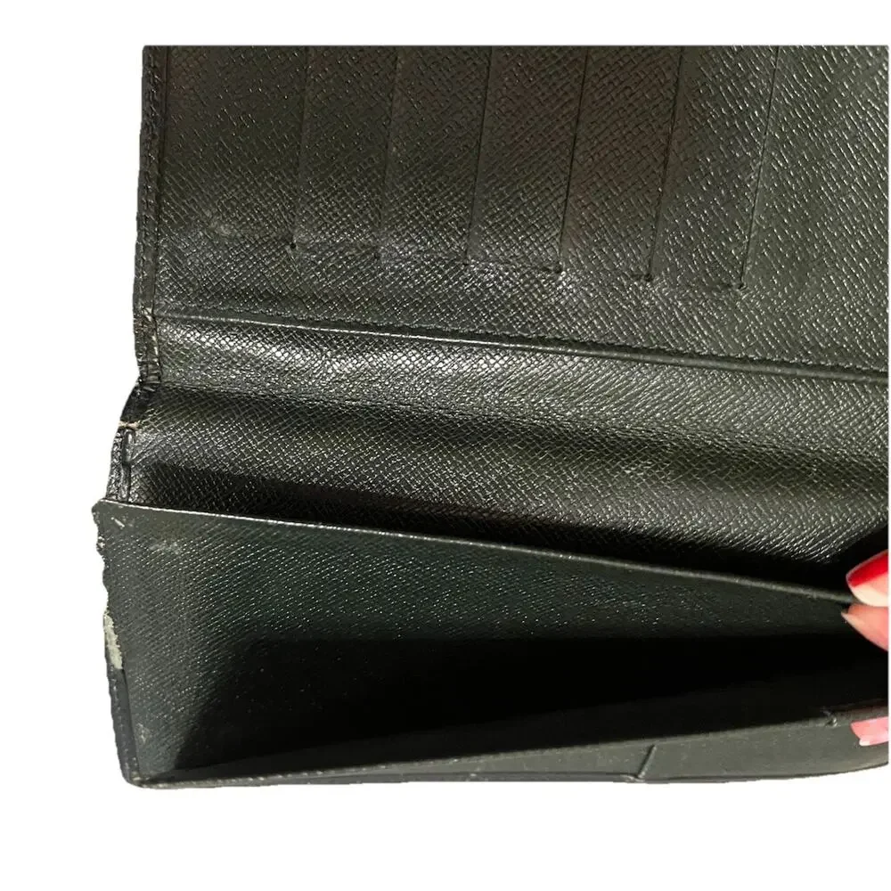 Louis Vuitton Taiga Leather Long Wallet Green Bifold France Auth Discontinued
